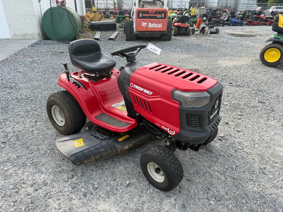 Image of Troy Bilt Pony 42 Primary image