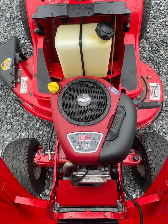 Image of Troy Bilt Pony equipment image 4