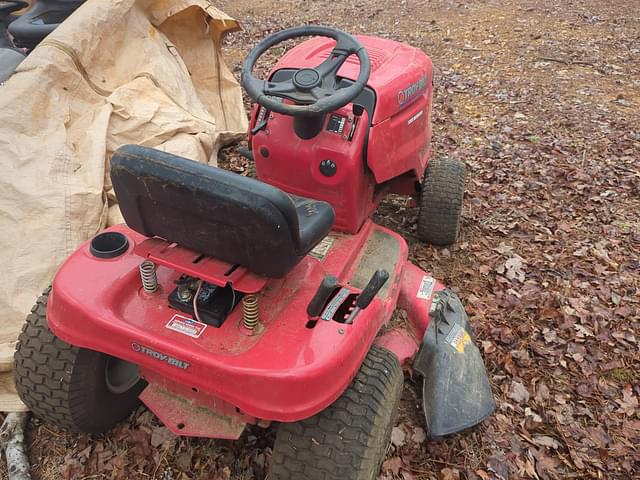 Image of Troy Bilt Pony equipment image 2