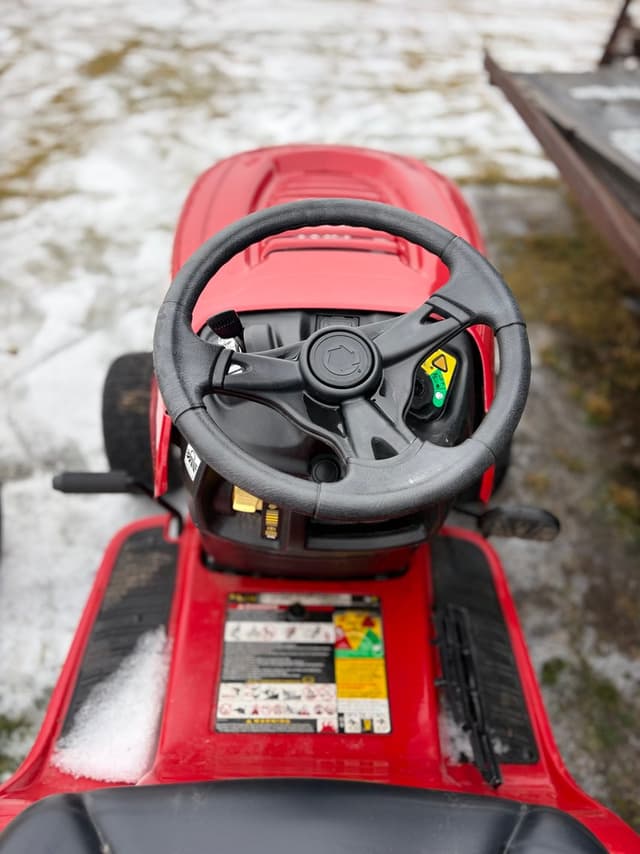 Image of Troy Bilt Bronco equipment image 3