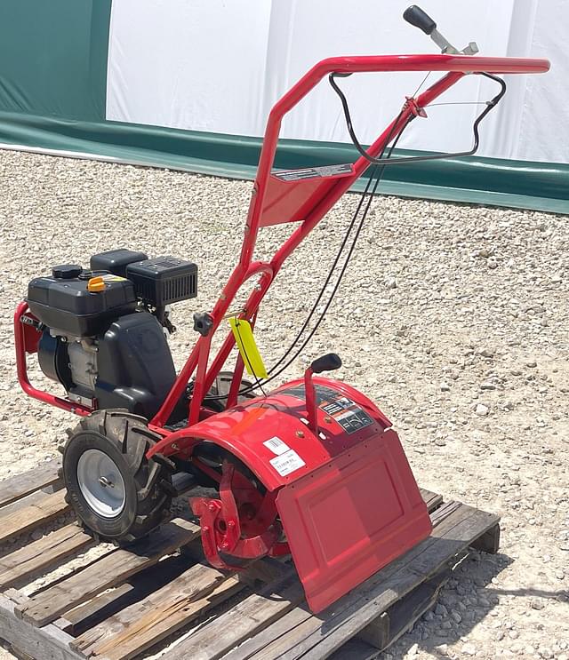 Image of Troy Bilt Super Bronco equipment image 4