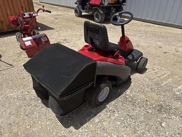 Image of Troy Bilt TB30R equipment image 2
