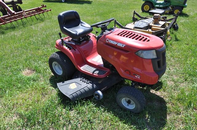 Image of Troy Bilt TB42 equipment image 2