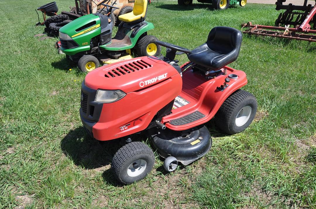 Image of Troy Bilt TB42 Primary image