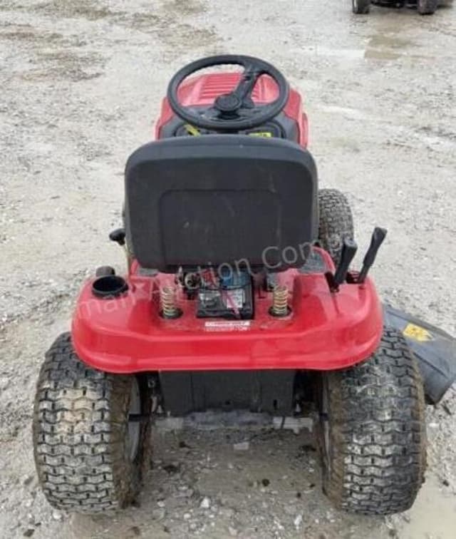 Image of Troy Bilt Pony equipment image 4
