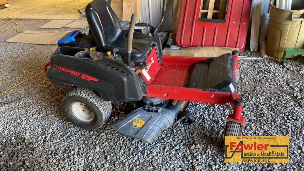 Main image Troy Bilt Mustang 42