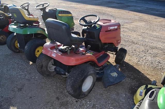 Image of Troy Bilt Bronco equipment image 2