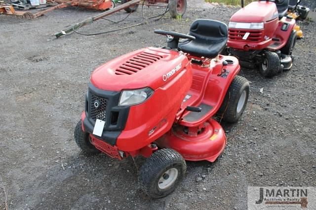 Image of Troy Bilt Pony equipment image 1