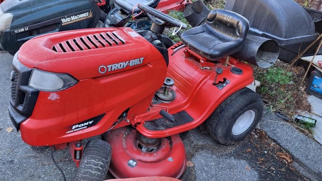 Main image Troy Bilt Pony