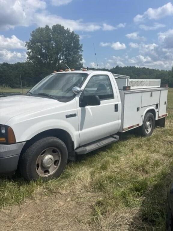 Image of Ford F-350 Image 0