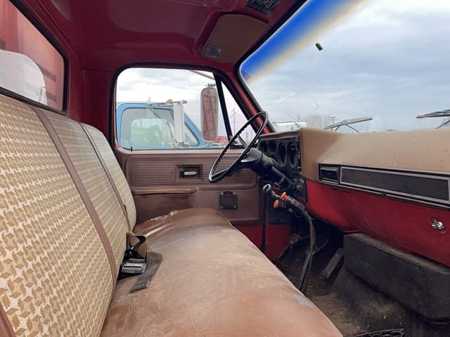 Image of Chevrolet C60 equipment image 4