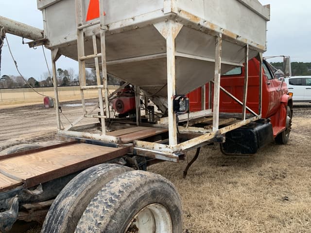 Image of GMC 7000 equipment image 4