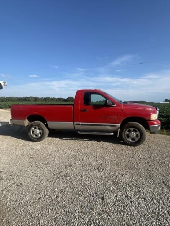 Image of Dodge Ram 2500 equipment image 1