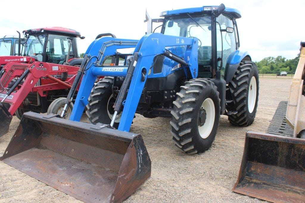 New Holland TS115A Equipment Image0