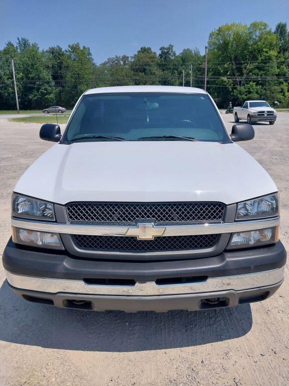 Image of Chevrolet 1500 equipment image 1