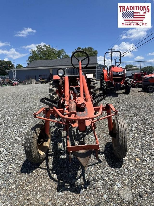 Image of Tri-Tractor Tuff-Bilt equipment image 1