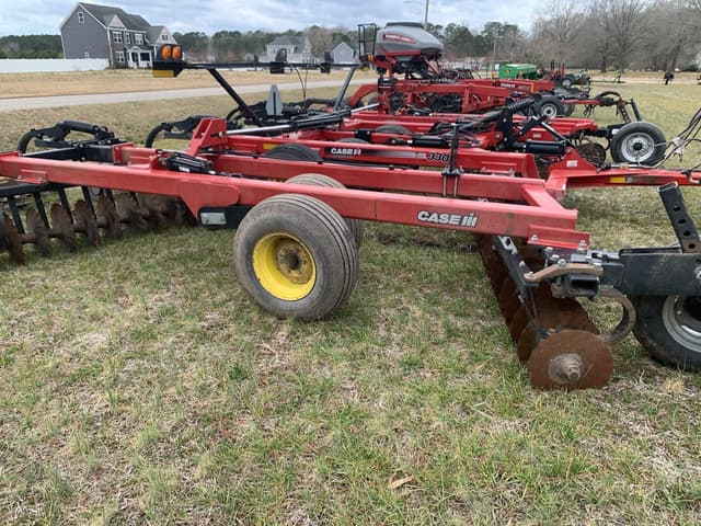 Image of Case IH 330 Turbo Till equipment image 4