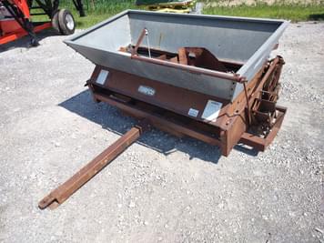 Main image Turfco Mete-R Matic