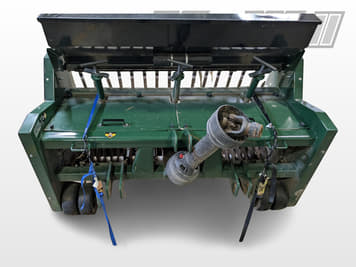 Main image Turfco Triwave 60