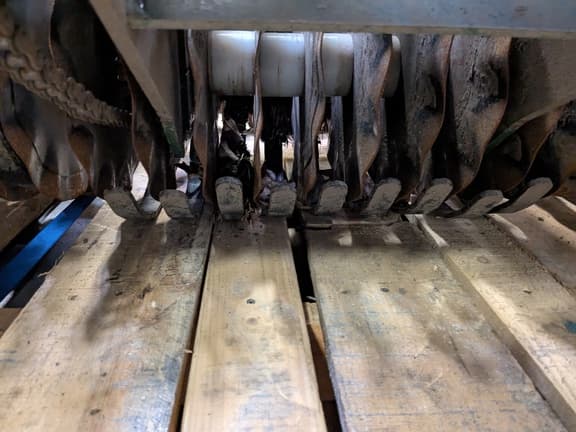 Image of Turfco Triwave 60 equipment image 4