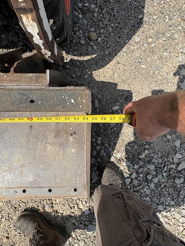 Image of Bobcat 553 equipment image 4