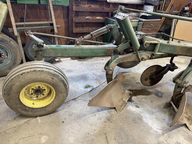 Image of John Deere 2500 equipment image 3