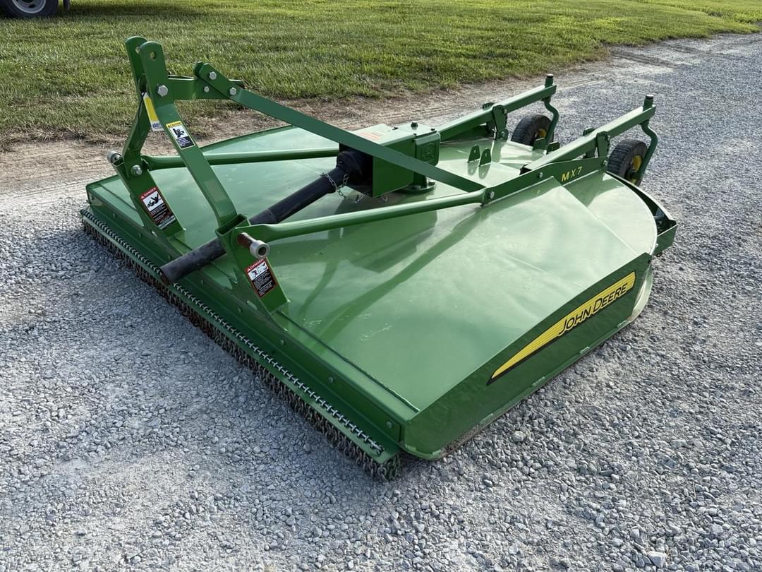 Image of John Deere MX7 Primary image
