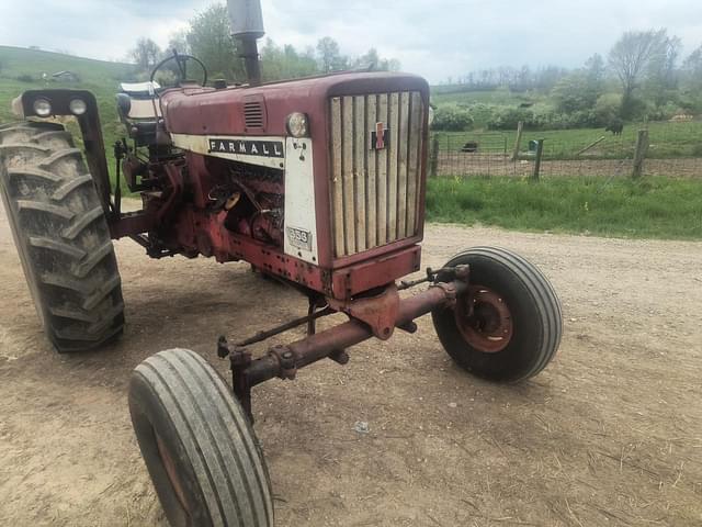 Image of Farmall 656 equipment image 4