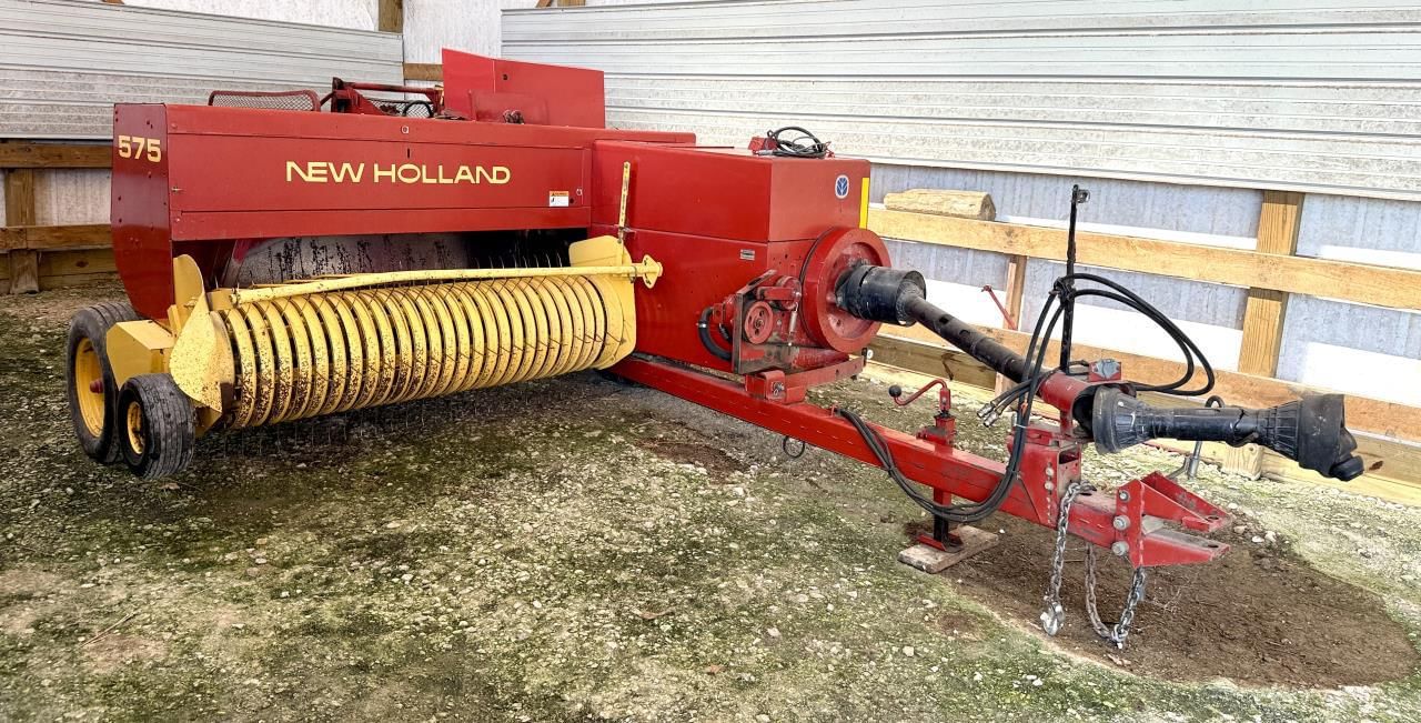 New Holland 575 Equipment Image0