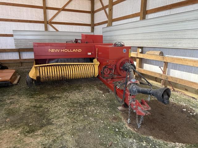 Image of New Holland 575 equipment image 1