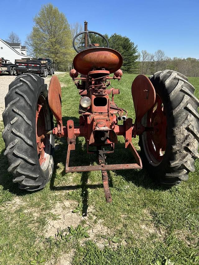 Image of Farmall Super C equipment image 3