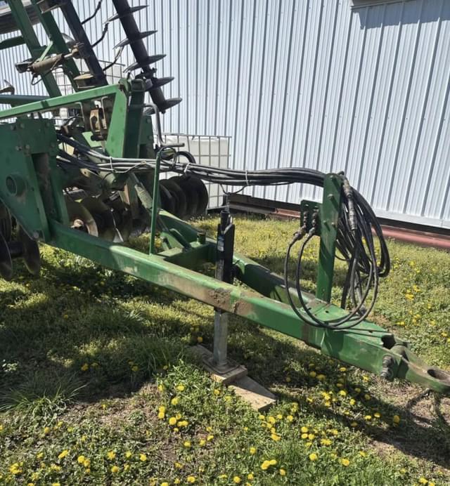 Image of John Deere 726 equipment image 1