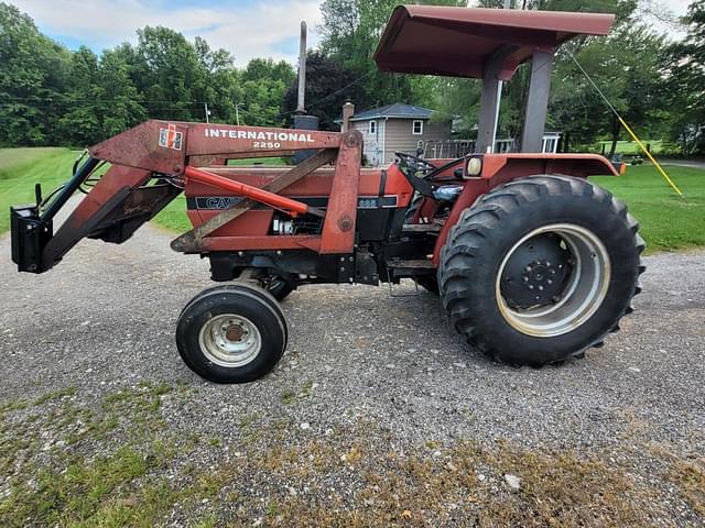 Image of Case IH 685 equipment image 2
