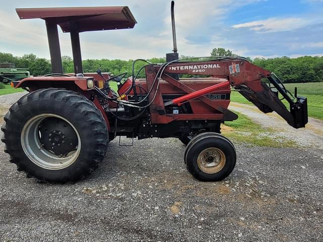 Image of Case IH 685 equipment image 1