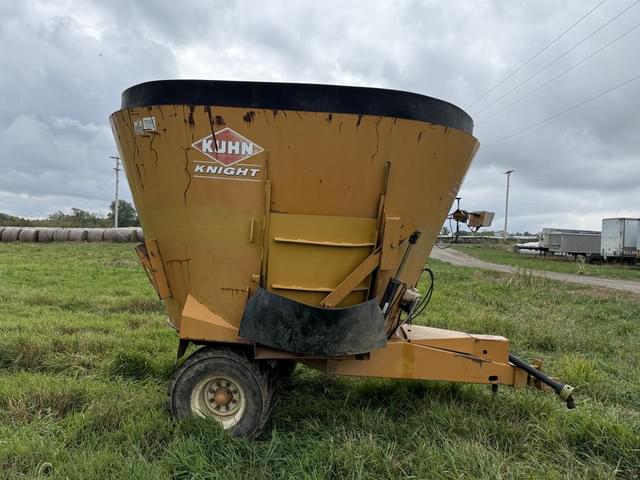 Image of Kuhn Knight 5135 equipment image 2