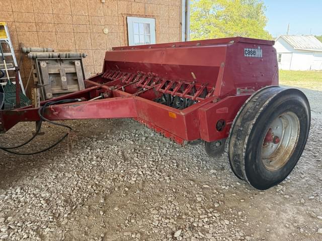 Image of Case IH 5100 equipment image 2