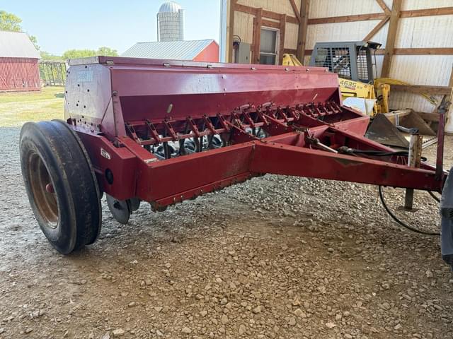 Image of Case IH 5100 equipment image 3