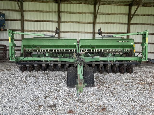 Image of John Deere 750 equipment image 3