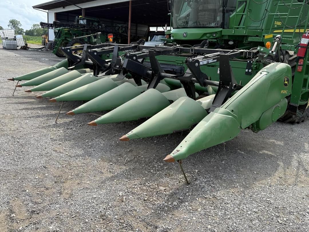 Image of John Deere 608C Primary image