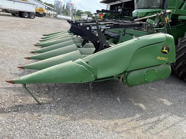 Image of John Deere 608C equipment image 1