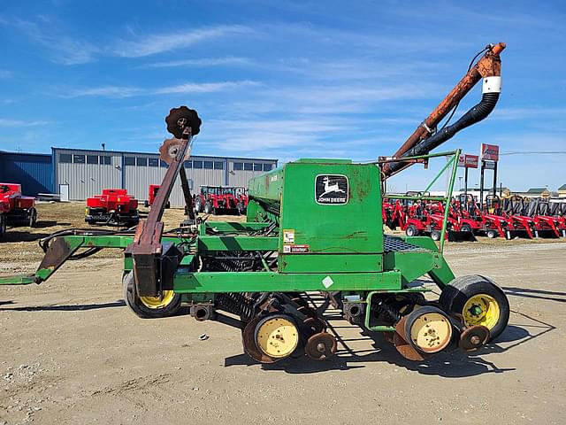 Image of John Deere 750 equipment image 4