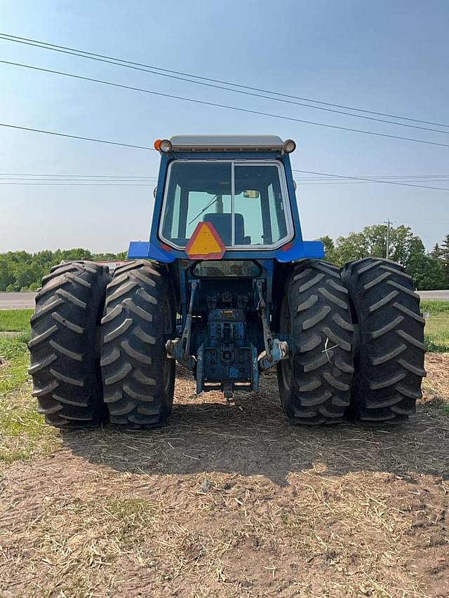 Image of Ford TW-25 equipment image 2