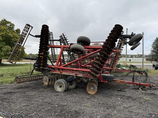 Image of Case IH 330 equipment image 2