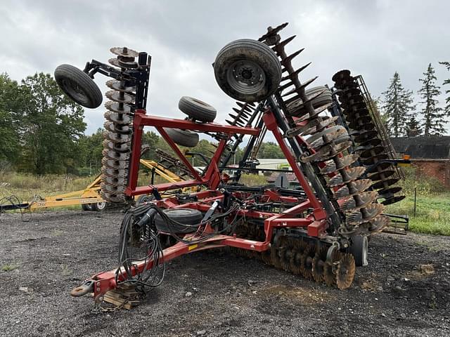 Image of Case IH 330 equipment image 3