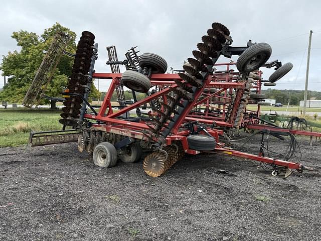 Image of Case IH 330 equipment image 1