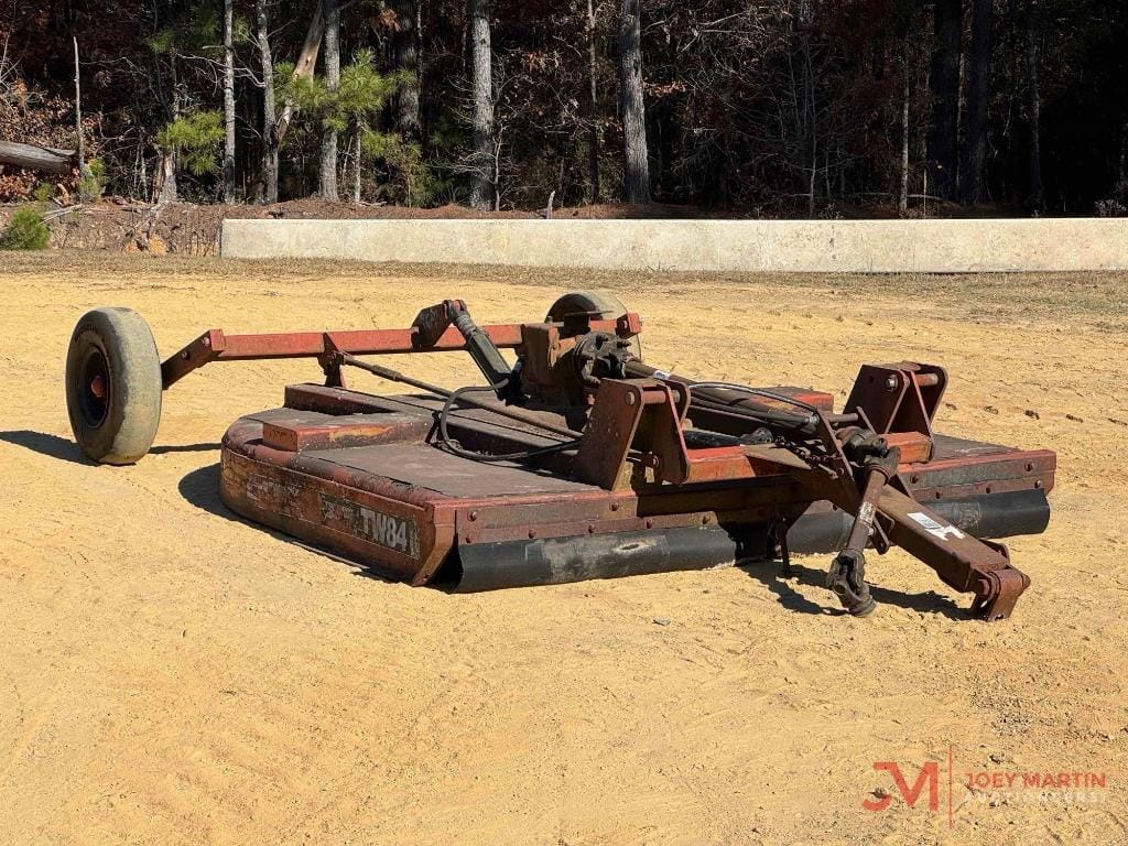 Rhino TW84 Equipment Image0