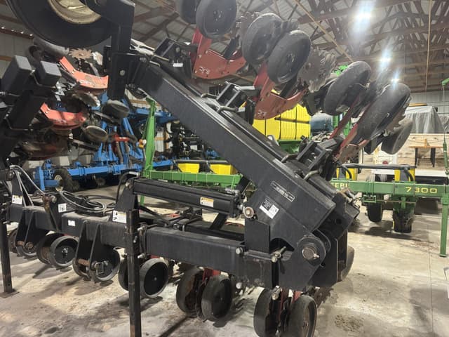 Image of Twin Diamond Stripcat equipment image 2