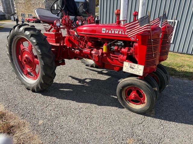 Image of Farmall C equipment image 1