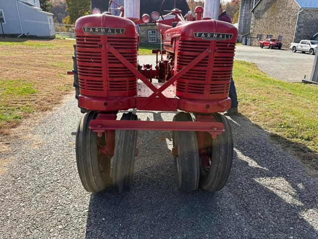 Image of Farmall H equipment image 3