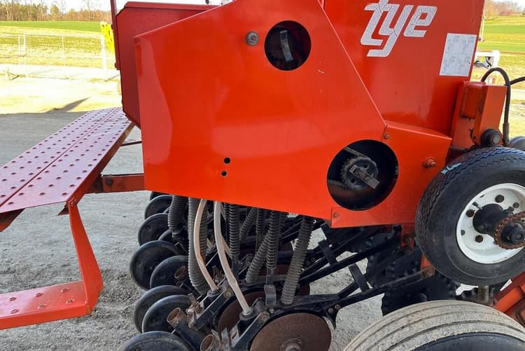 Tye 124550X Planting Grain Drills for Sale Tractor Zoom
